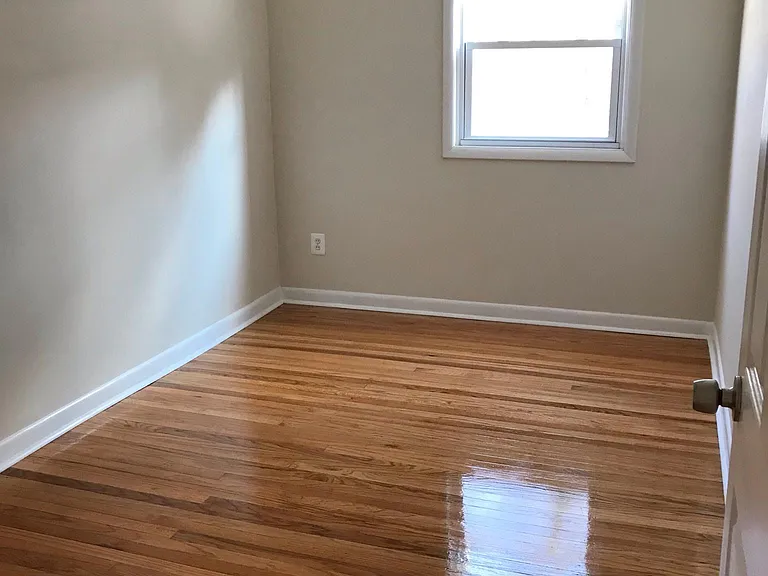 422 W Jefferson St #B — Photo 5