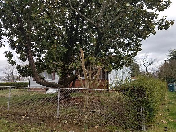 2nd image of 3621 Whitlock Ave