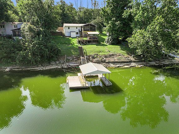 2nd image of 662 Bryants Camp Rd
