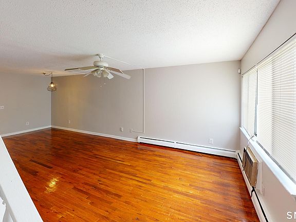 3rd image of 158 High Path Road #158