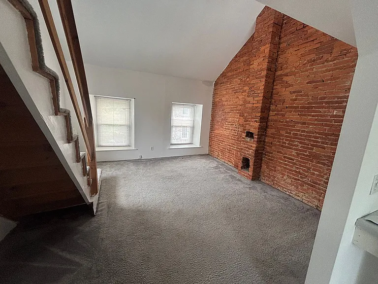 3916 Terrace St — Photo 8