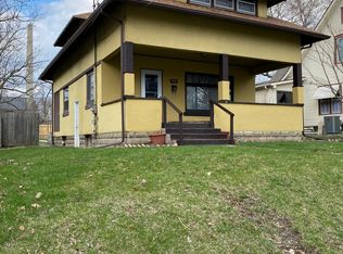 414 Smith Ave, Lansing, MI 48910