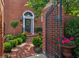 628 Franklin St, Geneva, IL 60134