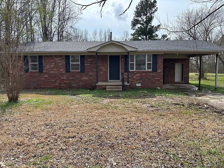 1496 E Jefferson St — Photo 1