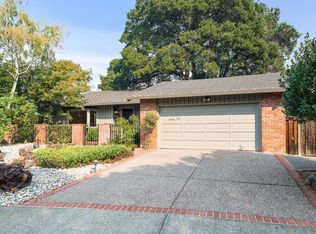 14 Mount Wittenburg Ct, San Rafael, CA 94903