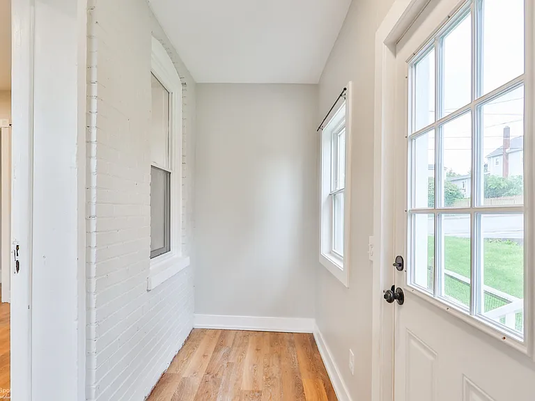 421 Union St — Photo 21