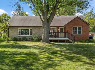 1040 Waverly Rd, Chesterton, IN 46304