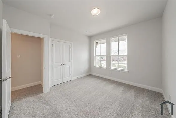 9609 Thorncrown Ln — Photo 8
