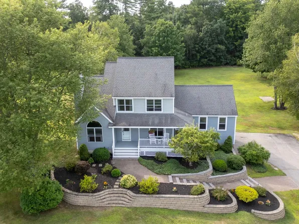 5 Lavoie Drive, Nottingham, NH 03290