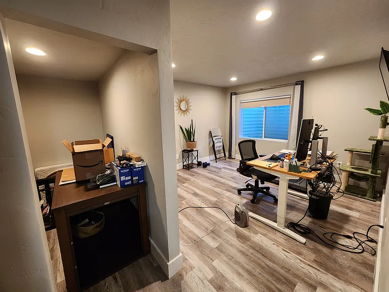 361 E Baird Cir — Photo 5