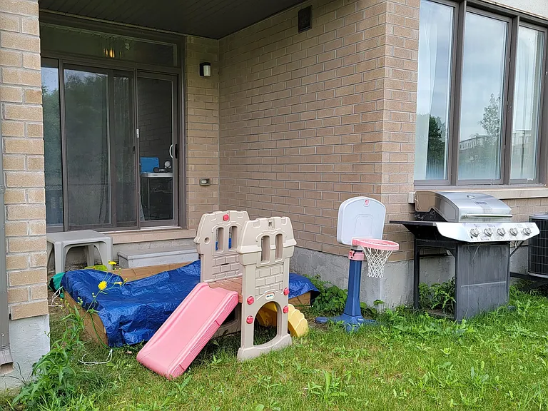 219 Fowley Dr — Photo 13