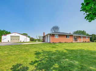 2120 S Pine Tree Rd, De Pere, WI 54115
