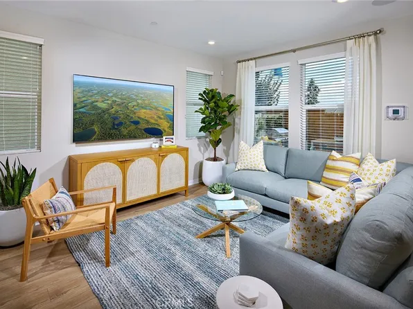 4007 Spring Haven Ln, Corona, CA 92883