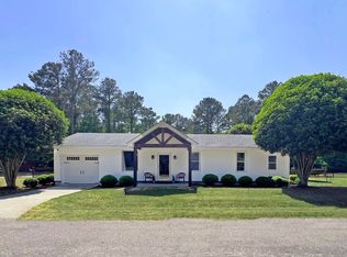 1307 Gin Pond Dr, Summerton, SC 29148
