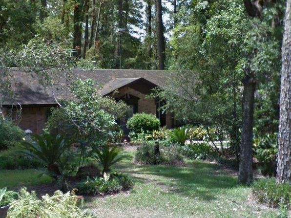 12115 Holly Ln