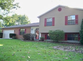 1876 S Highgate Ct, Dayton, OH 45432