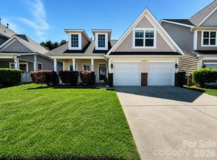 1022 Fleming Ln, Matthews, NC 28104