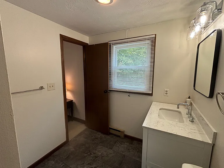 8 Black Point Rd — Photo 34