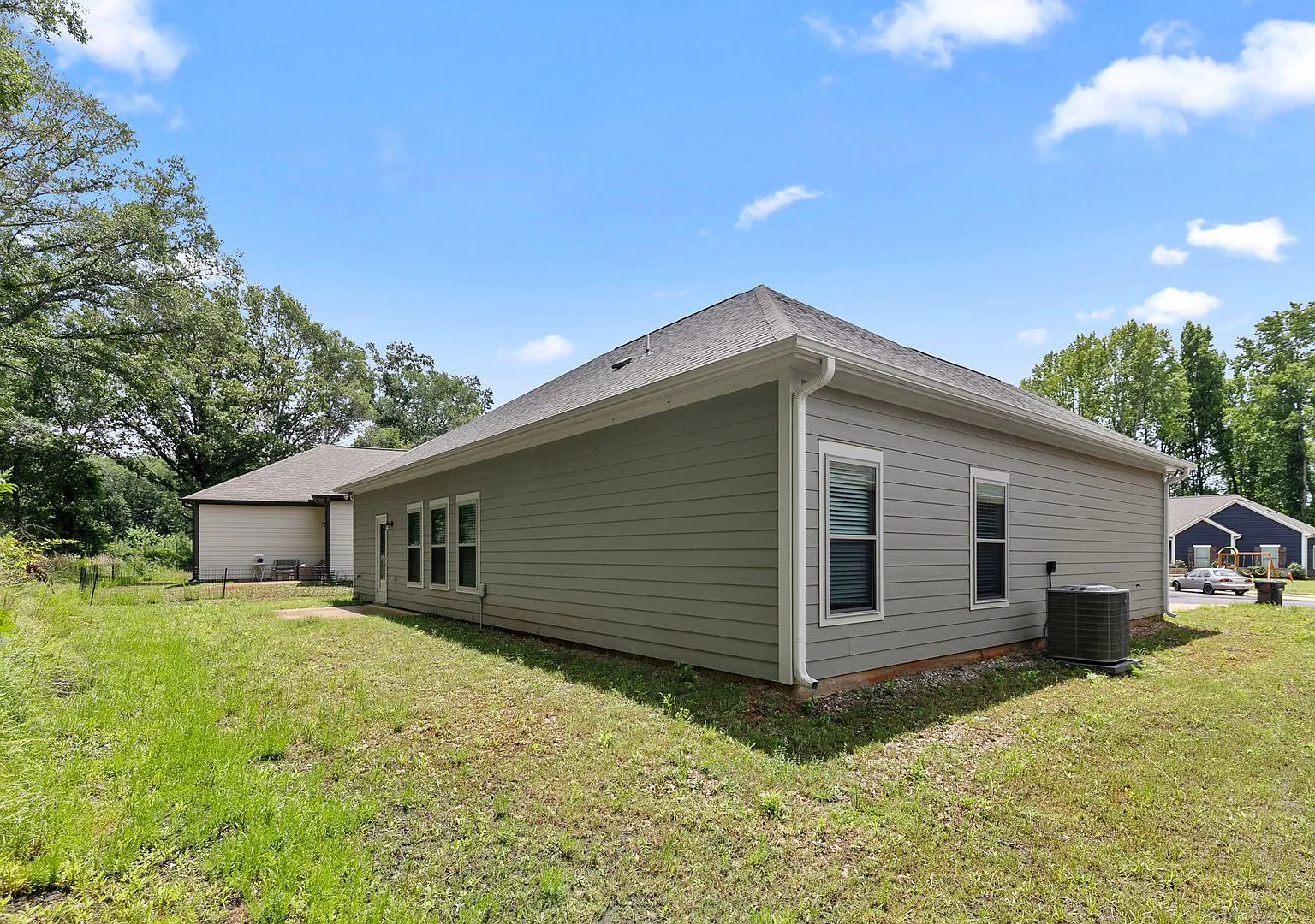 4/2 Home in Clanton - Coming in September — Photo 2