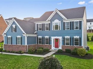 4256 Duckhorn Dr, Coraopolis, PA 15108