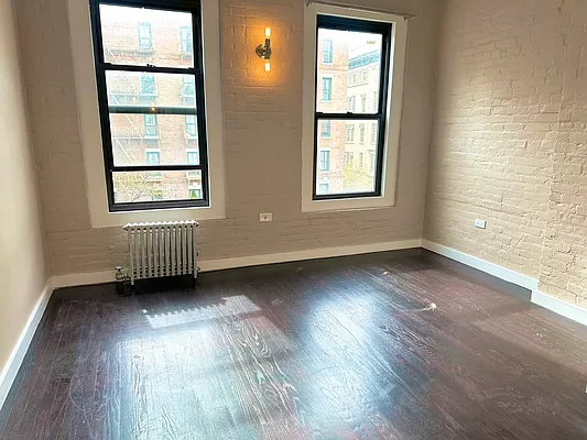 Rented by Aventana | media 18