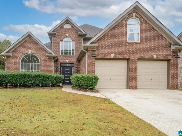 502 Forest Lakes Dr, Sterrett, AL 35147