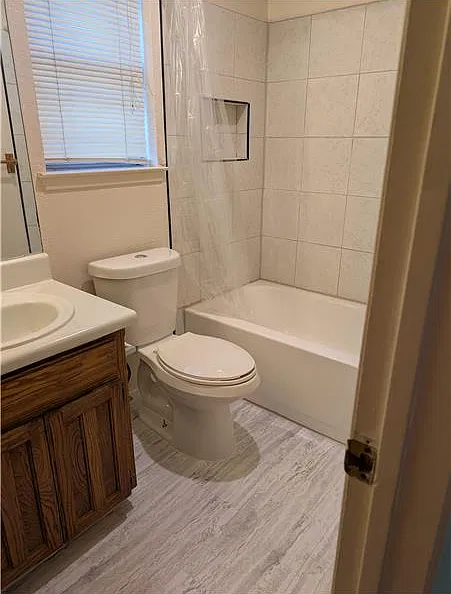 3 bed, 1941 sqft, $1,800 — Photo 4