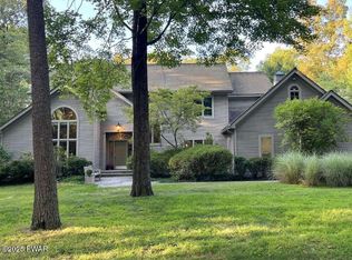 117 Stonehedge Ln, Milford, PA 18337