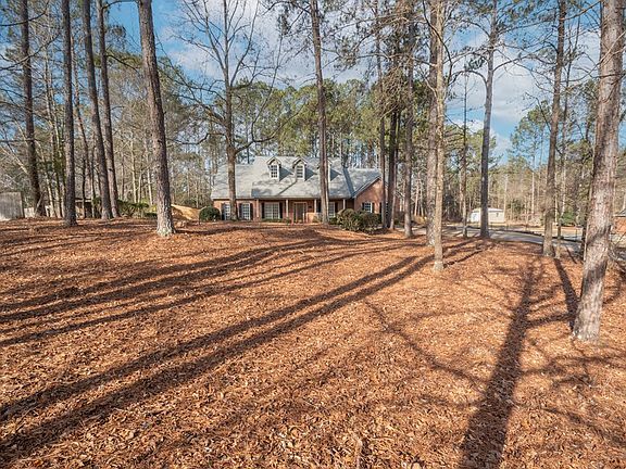 3rd image of 952 Day Lake Dr