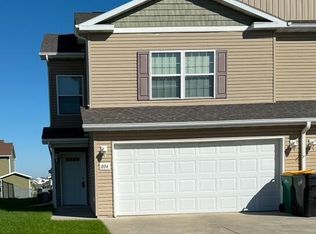 804 Bremner Ave, Bismarck, ND 58503