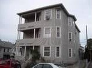 13 Barclay St, Worcester, MA 01604