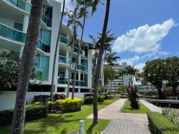 7900 Harbor Island Dr, North Bay Village, FL