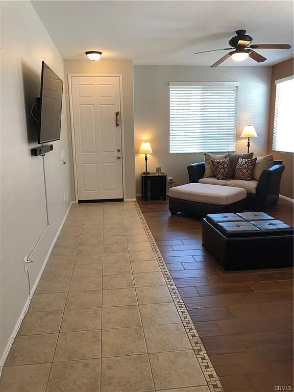 4 bed, 2.5 bath, 2223 sqft, $3,450 — Photo 2
