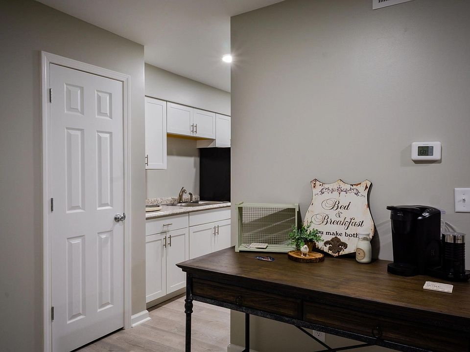 The Borders at South Pittsburg Apartments 2330 Hamilton Ave South