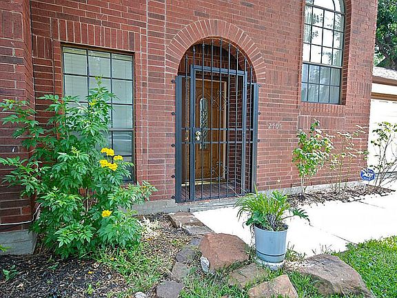 2nd image of 2707 Manorwood St