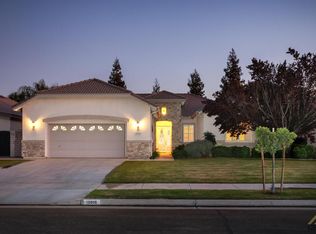 10015 Rosebud Ave, Bakersfield, CA 93311