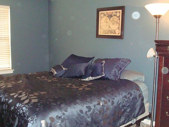 bedroom1