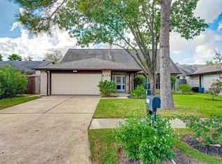 8119 Windy Creek Dr, Houston, TX 77040