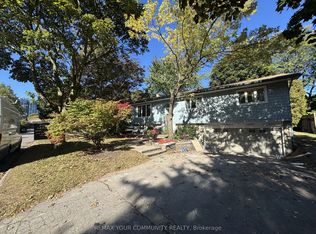 2063 Waters Edge Dr, Oakville, ON L6L1A3