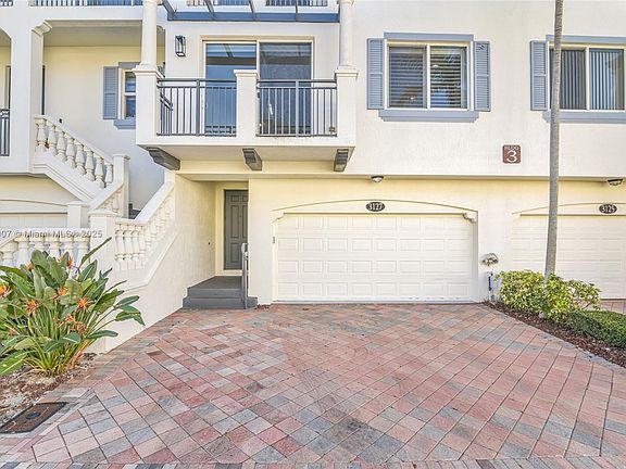 2nd image of 3127 Waterside Cir Unit 3127