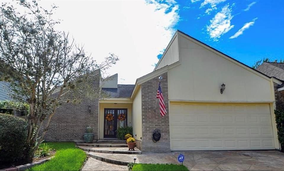 1st image of 12800 Briar Forest Dr Unit 154