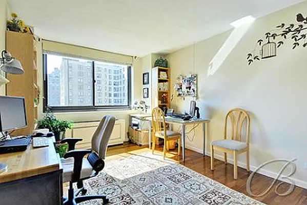 Sold by Owner | media 9