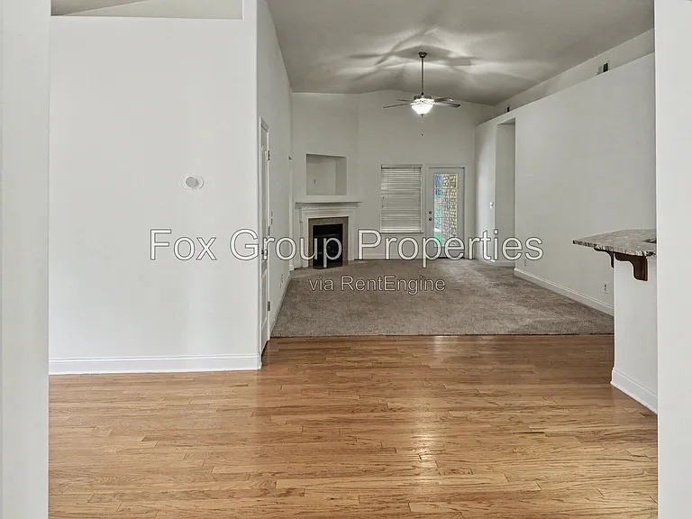 7224 Caley St — Photo 22