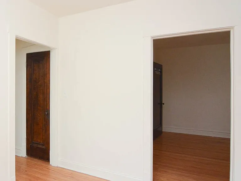 4309 N Francisco Ave #F2 — Photo 8