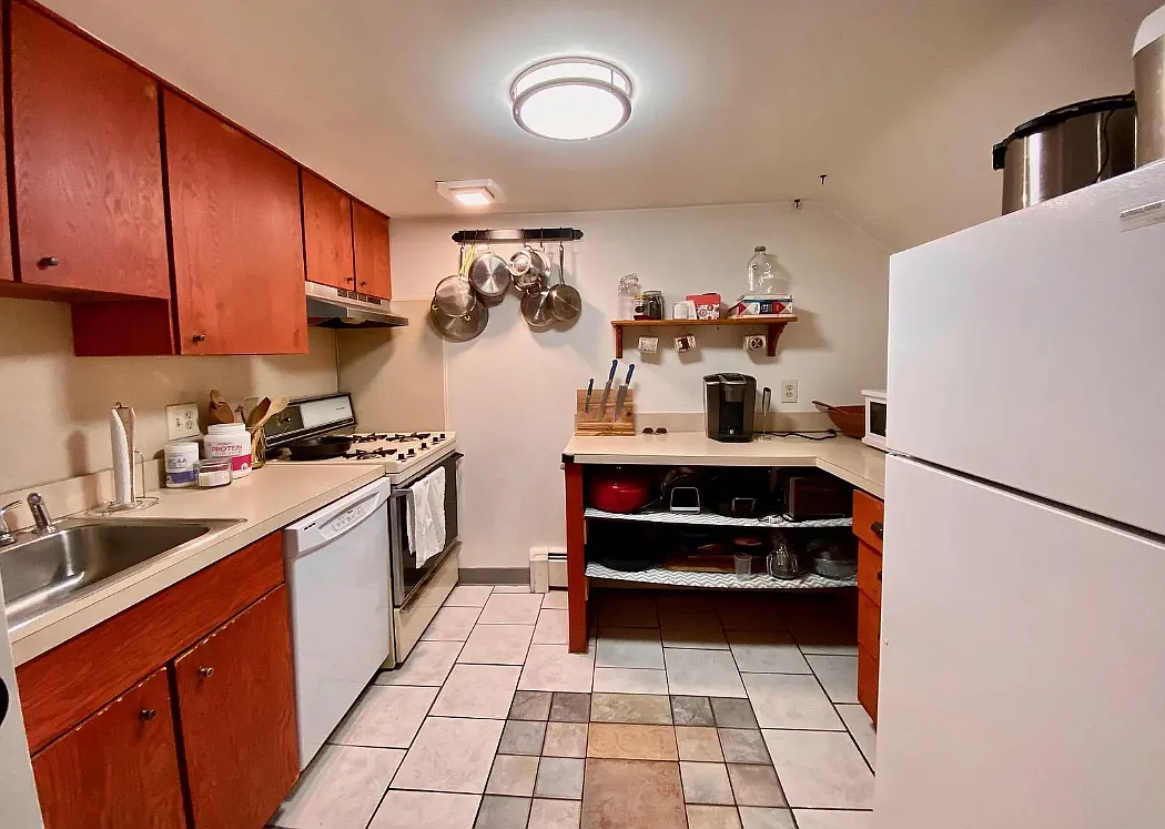 1 bed, 510 sqft, $2,100 — Photo 3