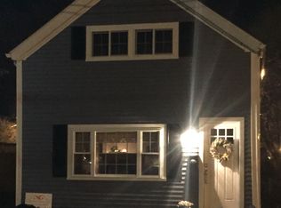 92 Middle St, Fairhaven, MA 02719