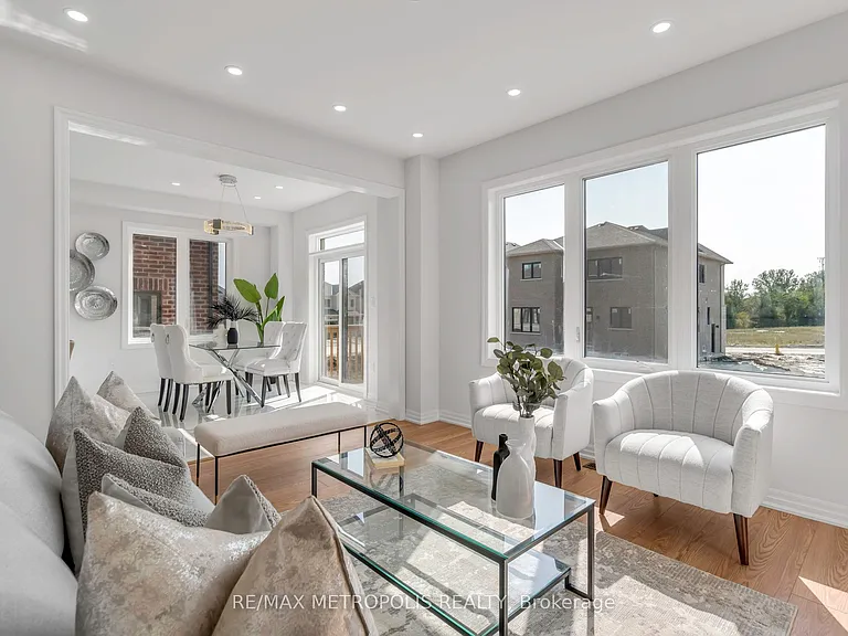 58 Belmont Dr — Photo 35