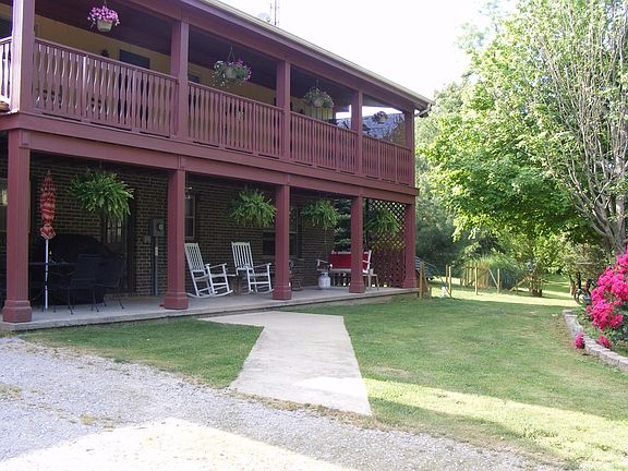 4th image of 590 State Highway 643