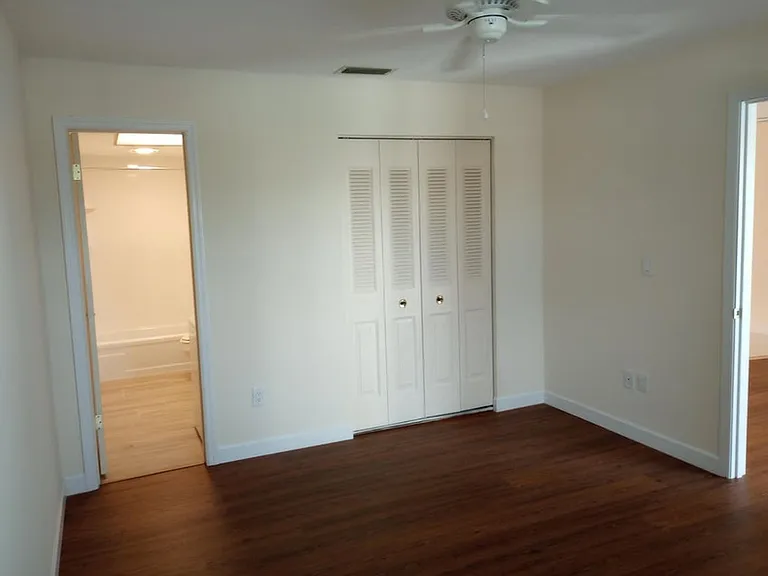 950 S Kanner Hwy #A21 — Photo 10