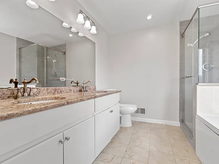 518 Ellery Ct #518 — Photo 25